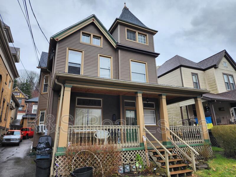 305 Marguerite Ave, Wilmerding, PA 15148 Condo for Rent in Wilmerding