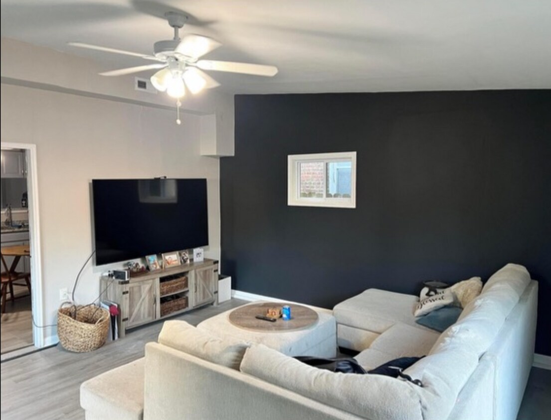 Primary Photo - **Rent to own 3 bd 1.5 bath recently updated
