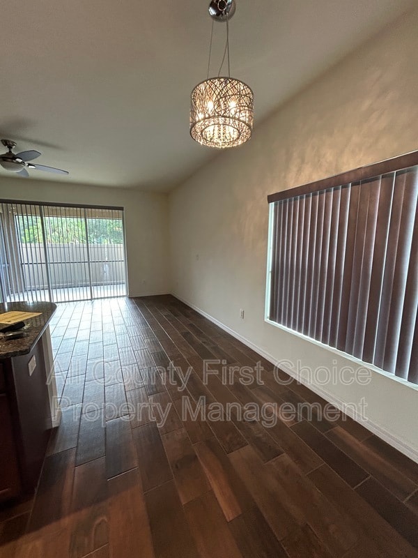 Building Photo - 6830 40th Ln N