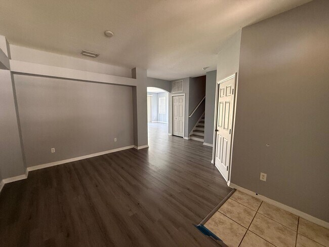 Foto del edificio - 3635 Pine Knot Dr