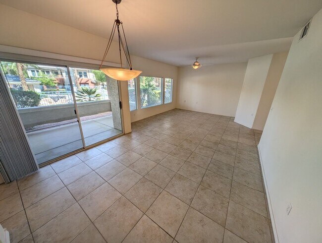 Foto del edificio - 820 Titan Peak Pl