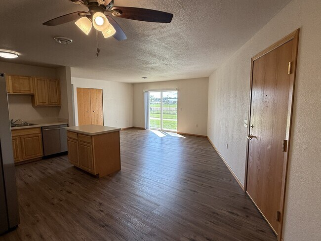 Unit Entry - Hidden Lane Apartments