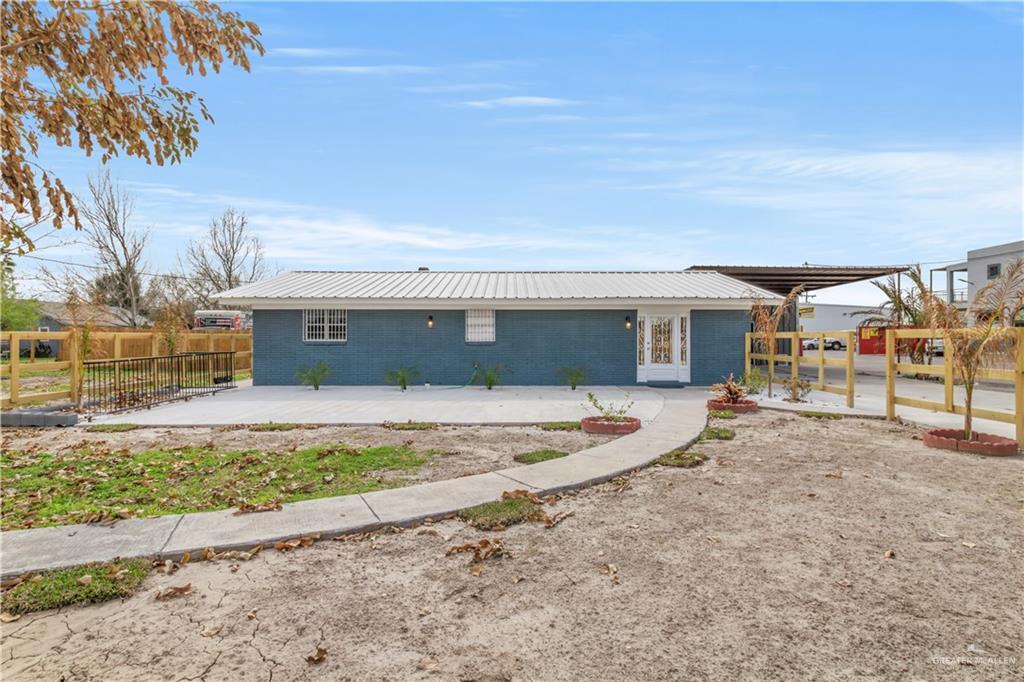 Primary Photo - 312 E Mile 4 Rd