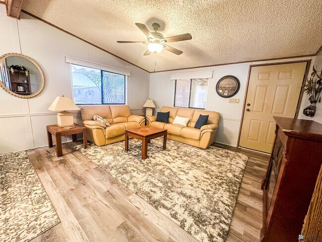 Foto del edificio - 13240 E 50th Dr