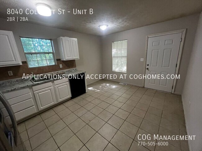 Foto del edificio - 8040 Colquitt St