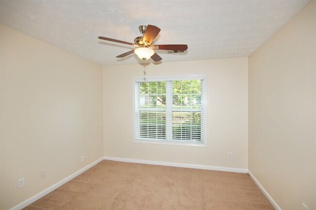 Building Photo - 2932 Oak Vista Way