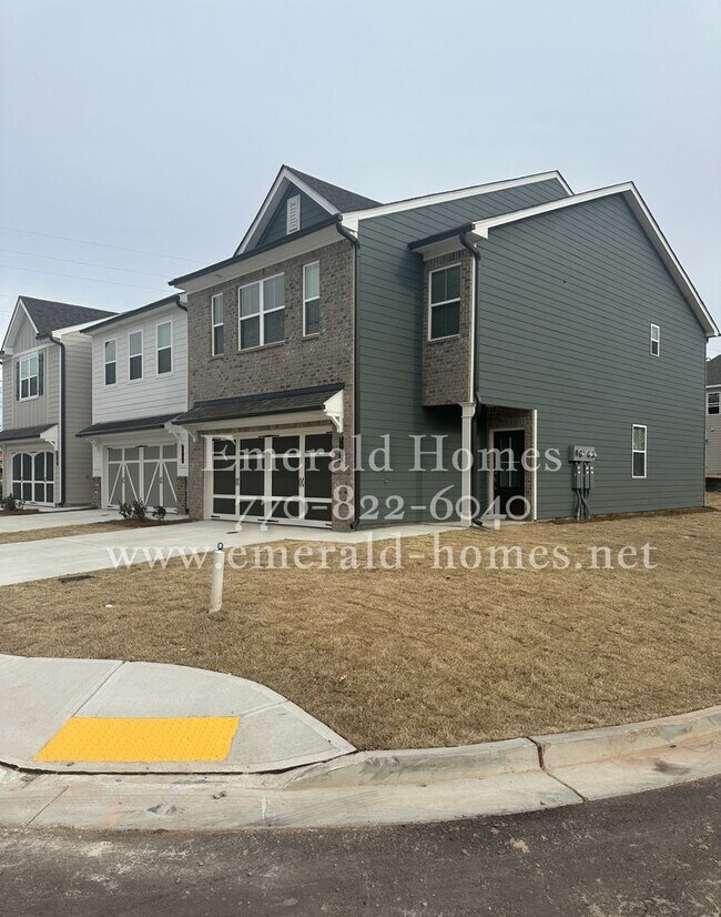 Foto del edificio - COMING SOON! Pet Friendly .. 3 bed 2.5 bath Townhome in STUNNING new community