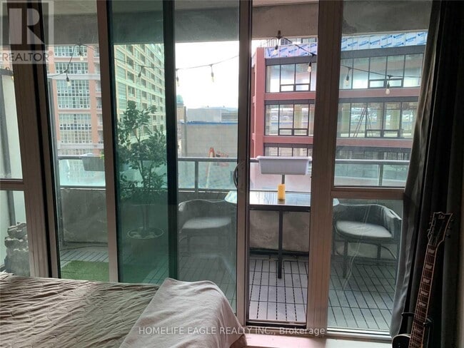 Photo du bâtiment - 150 E Liberty St