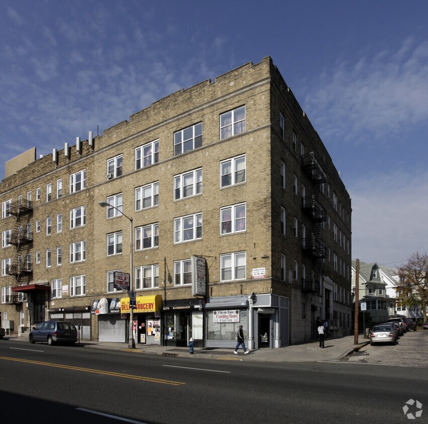 Building Photo - 1300 Springfield Ave