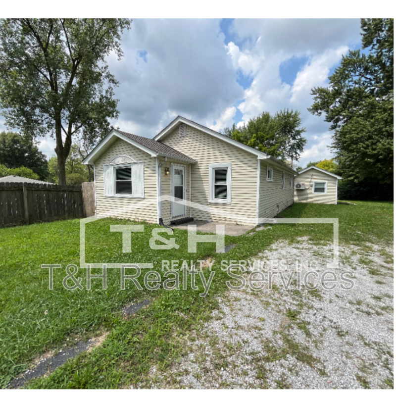 Primary Photo - 1730 N Graham Ave