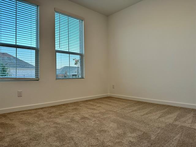 Foto del edificio - 2412 Conroe Rd