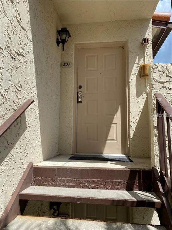Building Photo - 2595 Cyprus Dr