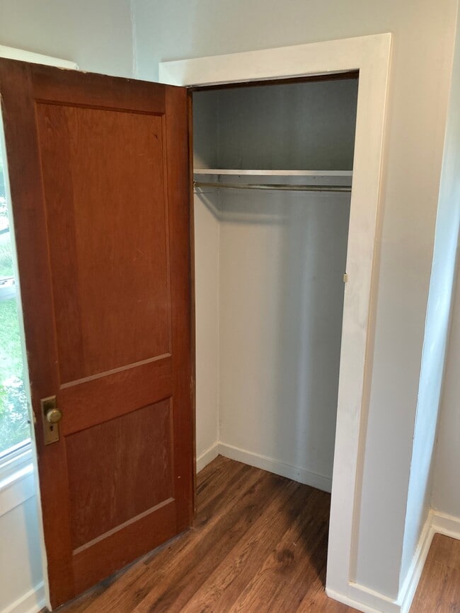 Foto del edificio - 108 S Main St