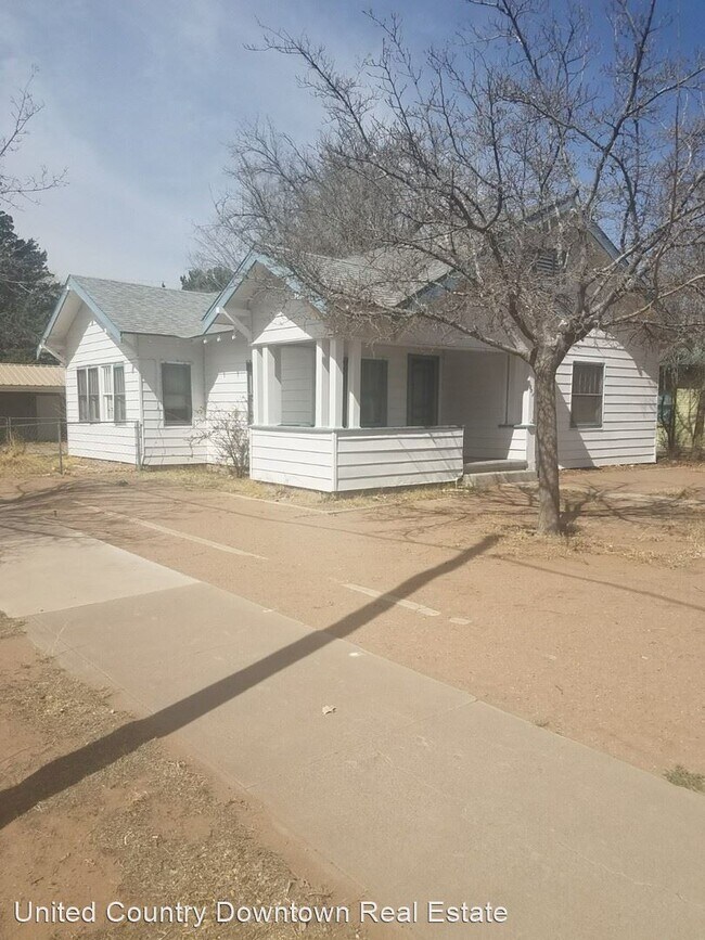 Building Photo - 2 br, 1 bath House - 224 S. Granite