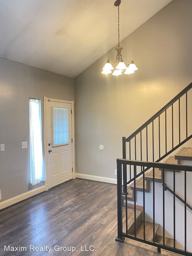 Foto del edificio - 3 br, 2 bath House - 7929 Bauman Ave
