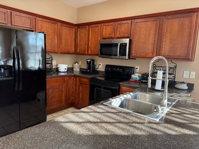 Foto del edificio - 312 Long Pointe Ln