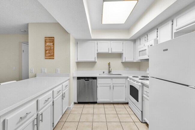 Foto del edificio - 924 Falconhead Ln