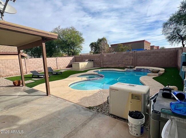 Building Photo - 2721 S 108th Ave