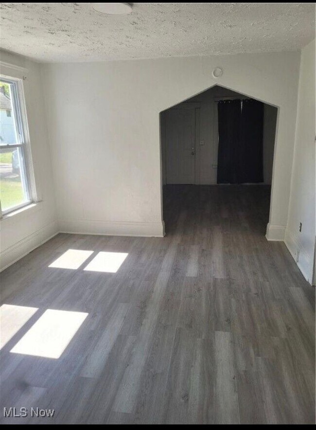 Foto del edificio - 709 E 126th St