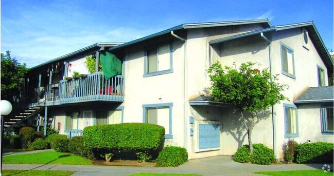 Building Photo - Melody Lane Apartments
