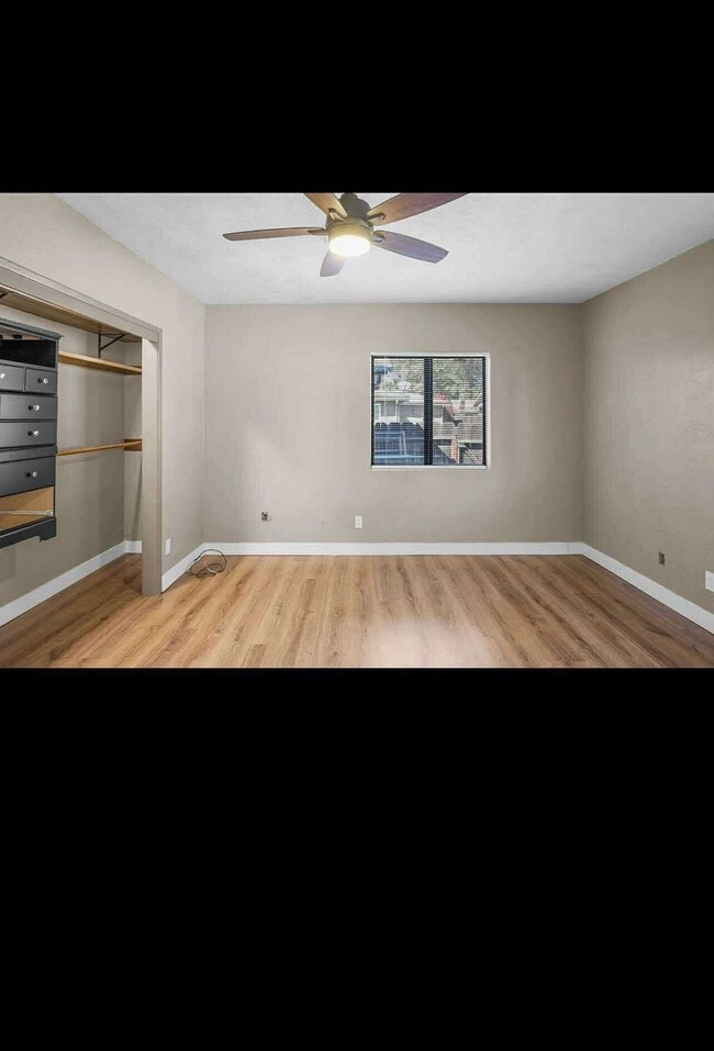 Foto del edificio - 1241 East Ave