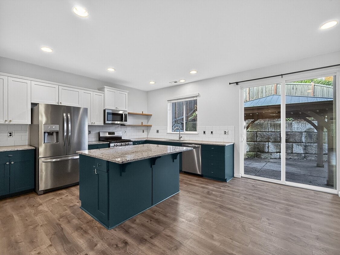 Foto principal - 9825 15th Pl SE