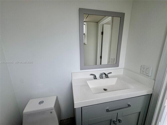 Foto del edificio - 15385 S Dixie Hwy