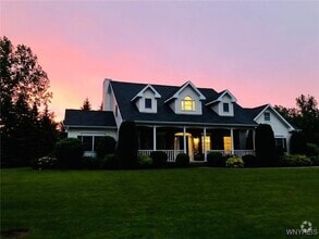 Building Photo - 8350 Manchester Park Dr