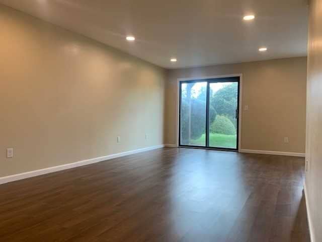 Foto del edificio - 16 Club House Dr