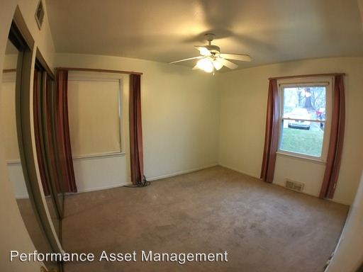 Building Photo - 1336 E Randolph Ct