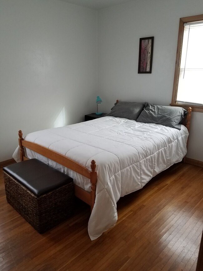 Foto del edificio - 2 bedroom, 1 bath house