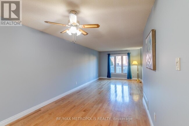 Building Photo - 113 Cimmaron St