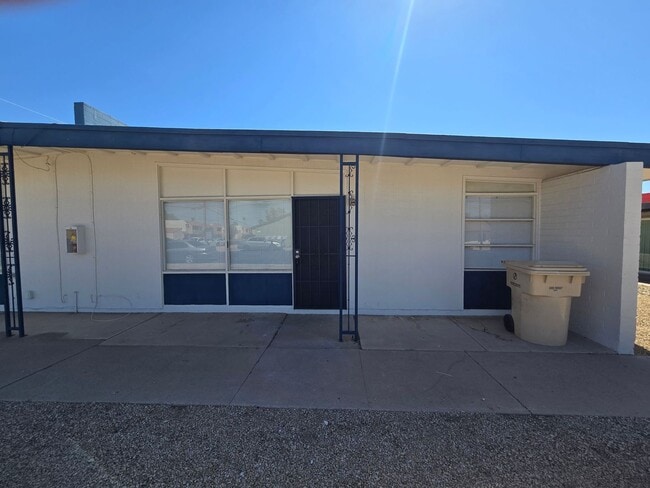 Photo - 2 Bed 1 Bath Spacious Apartment