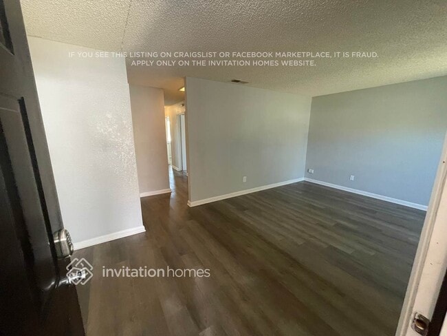 Building Photo - 2159 Greenfield Dr