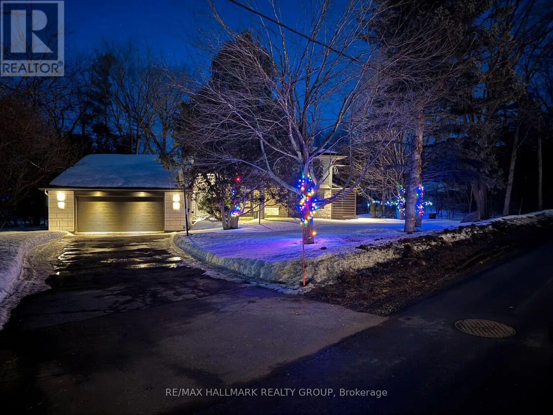 Primary Photo - 1 Davidson Dr