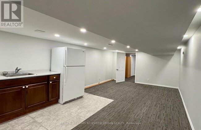 Building Photo - 157 Harding Blvd