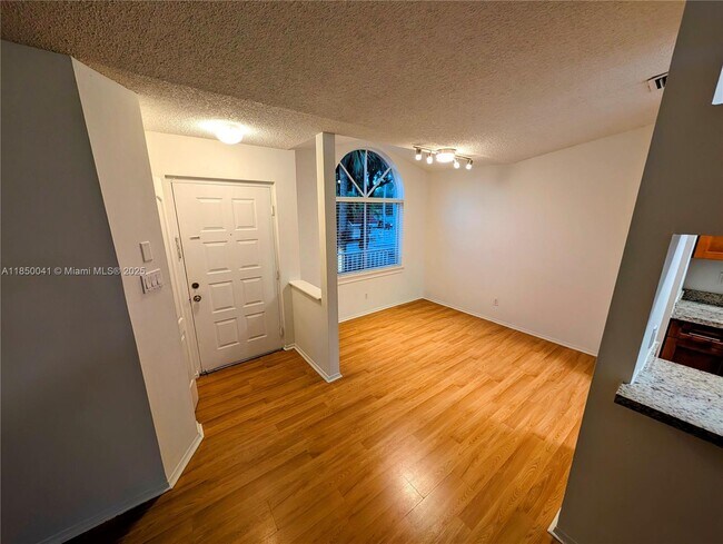 Foto del edificio - 10630 SW 157th Ct