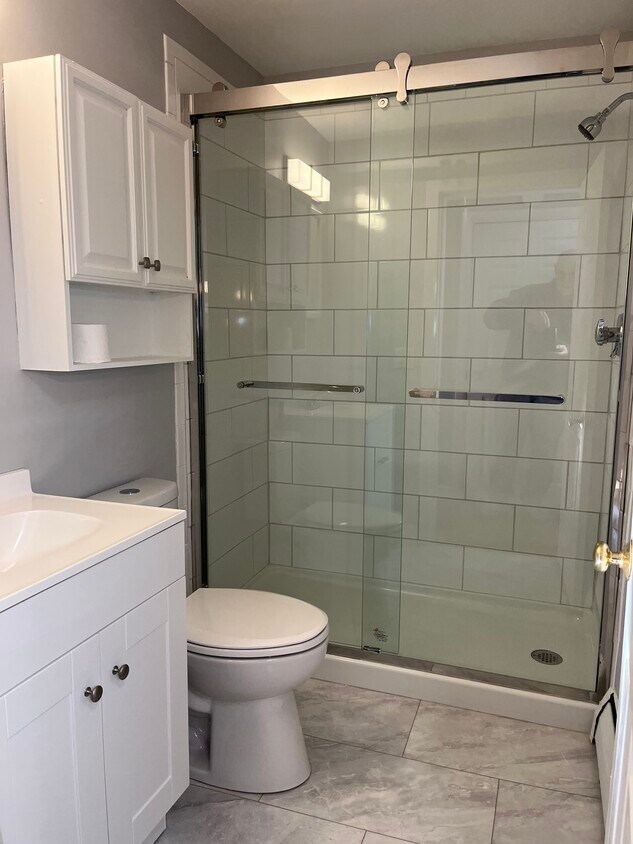 388 Main St, Cumberland, ME 04021 House for Rent in Cumberland, ME