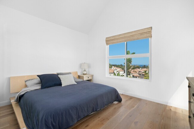 Building Photo - 28711 CA-1