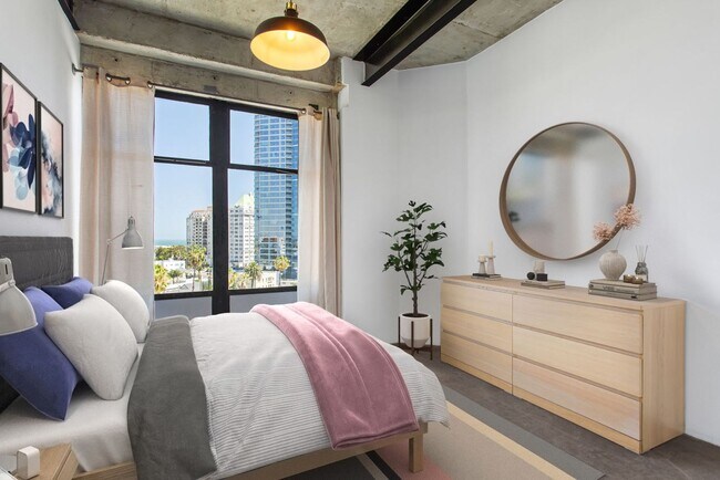 Foto del edificio - 100 E. Atlantic Avenue Condo