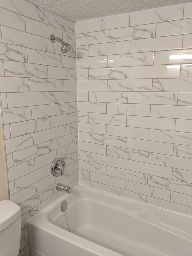 Photo du bâtiment - 322-326 6 Ave NE