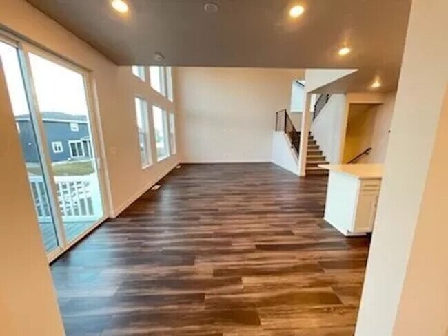 Foto del edificio - Spacious Home Available Soon!