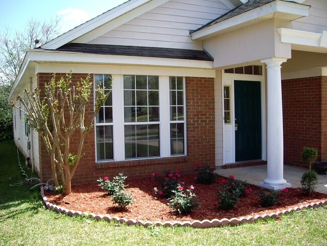 Building Photo - 1043 Winter Ln