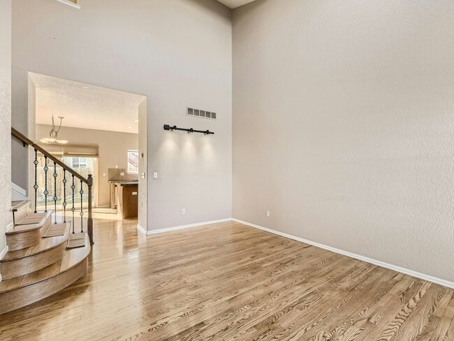Building Photo - 4871 S Lisbon Way