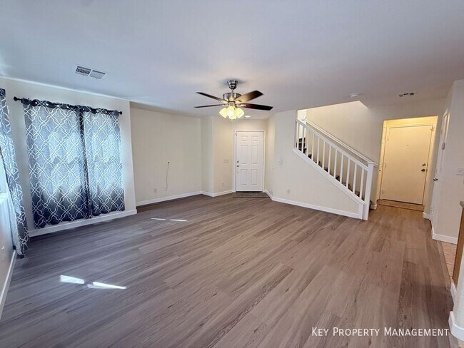 Building Photo - 1072 Valetta Flat Ave