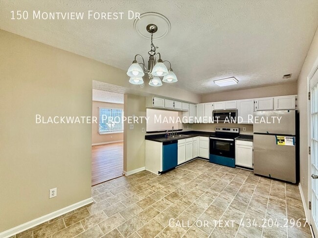 Photo - 150 Montview Forest Dr- House