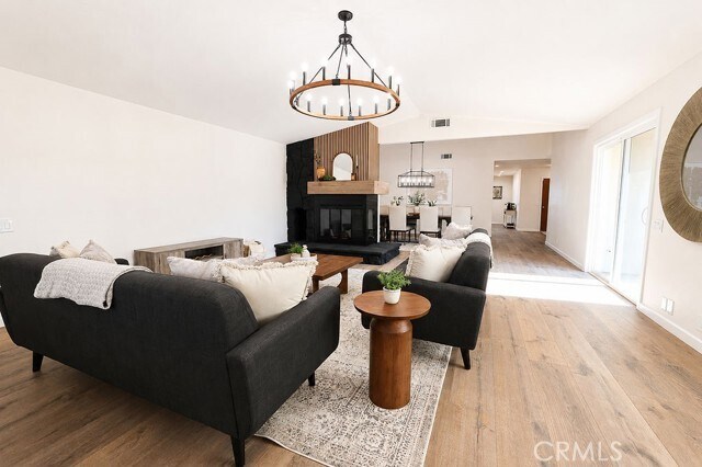 Foto del edificio - 1404 Highridge St