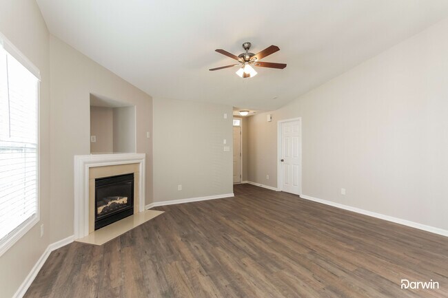 Foto del edificio - 1535 Oakdale Green Dr