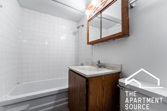 Foto del edificio - 3038 N Halsted St