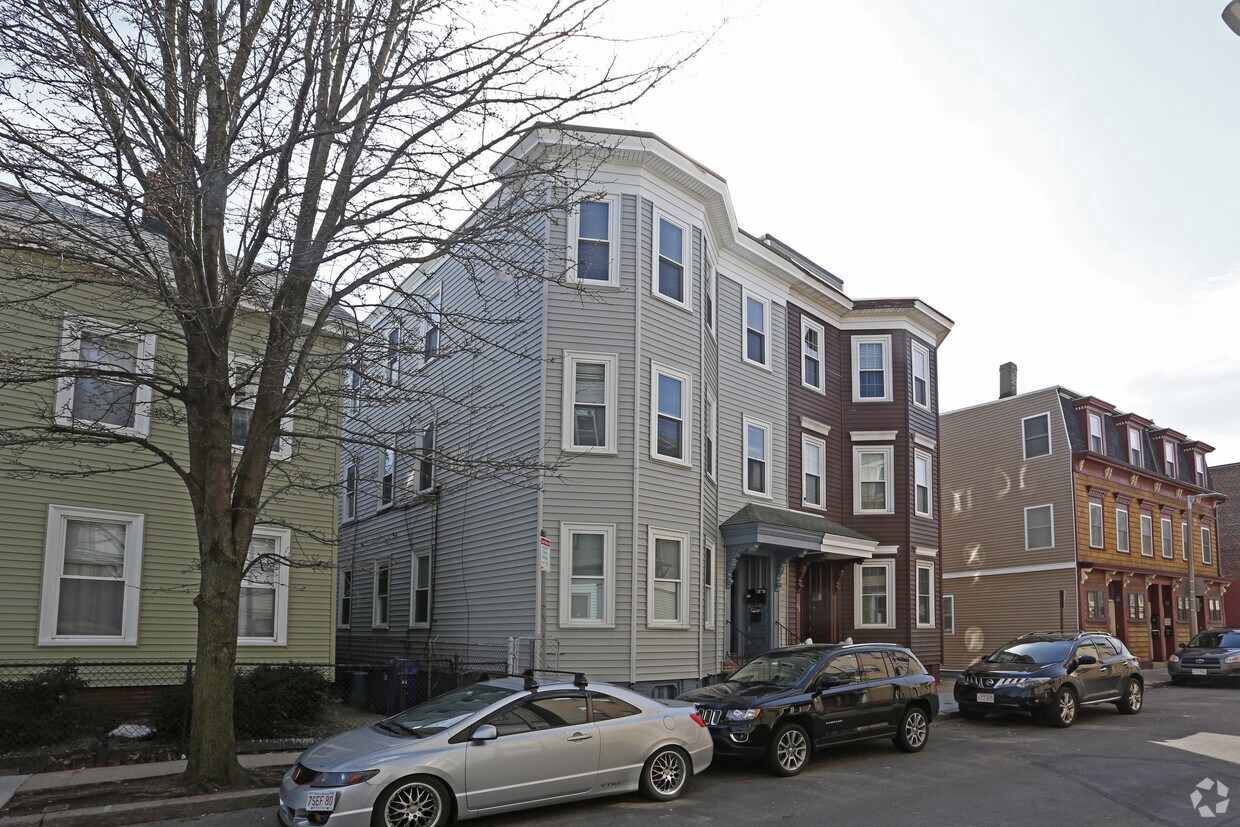 Foto del edificio - 165 Emerson St